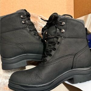 Ariat Black women’s boots